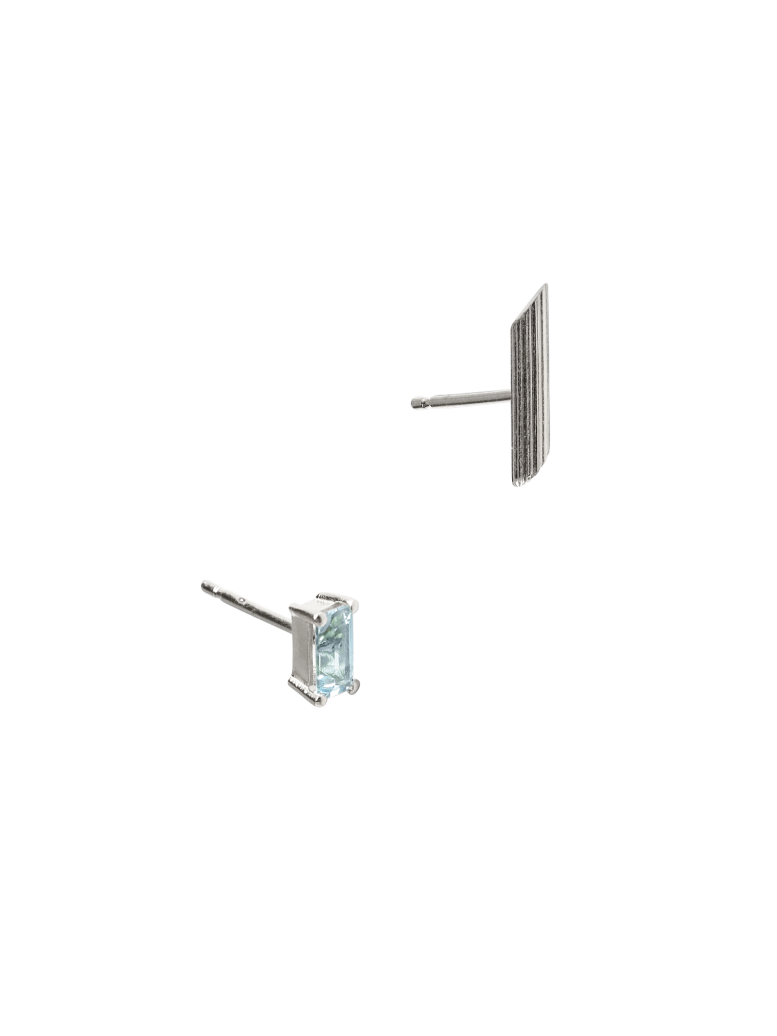 Strata earring 01 silver